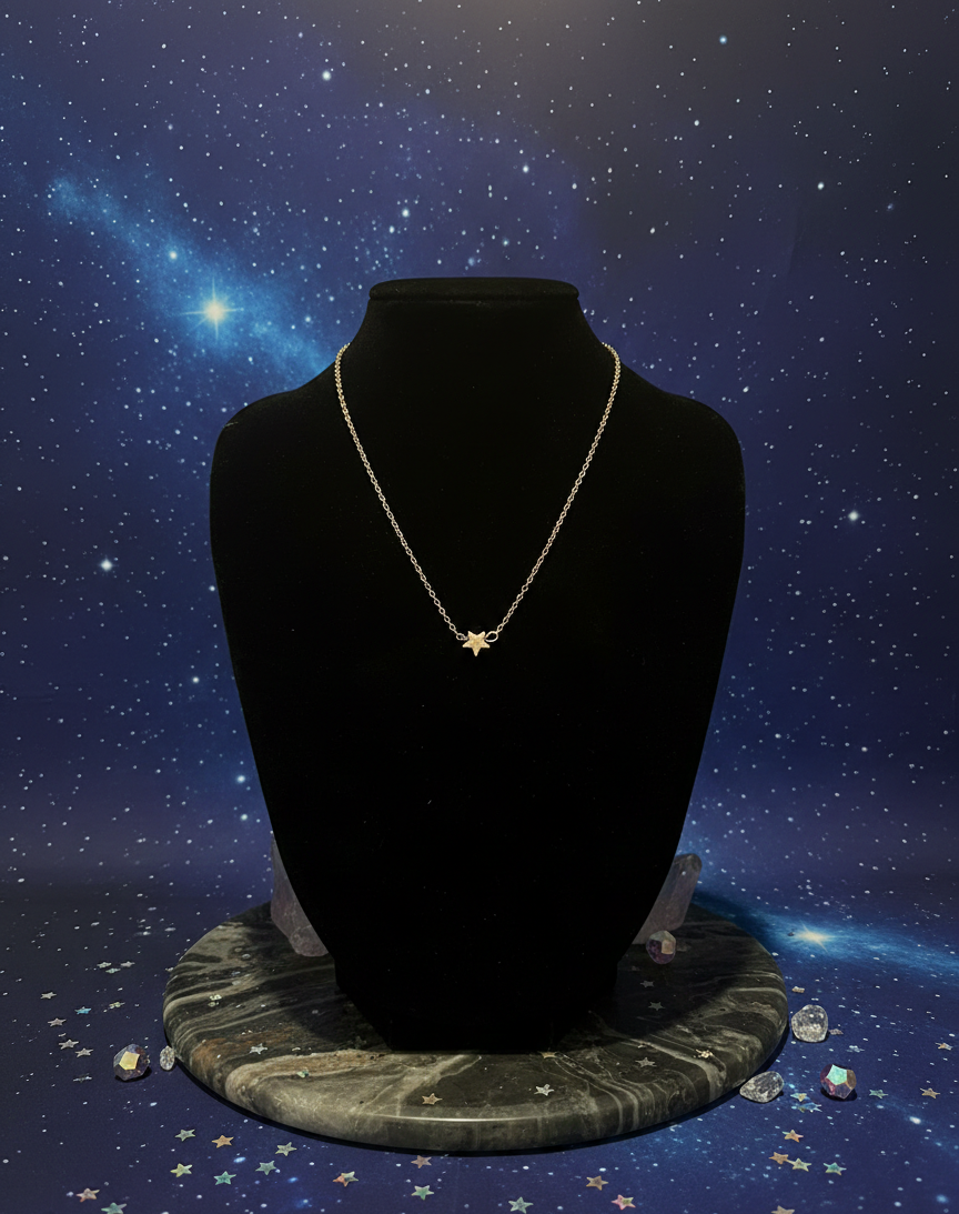 Колие „Фин Блясък“ ✨🤍