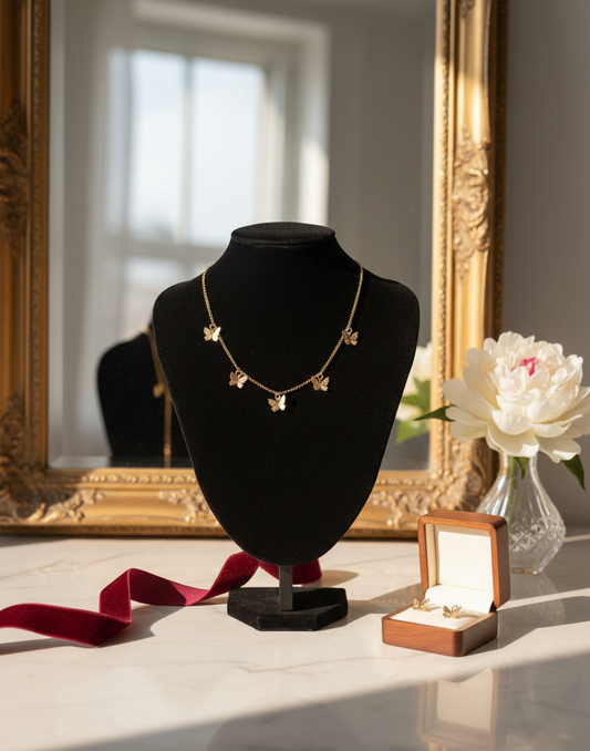 Колие „Романтичен Полет“ 💕🦋